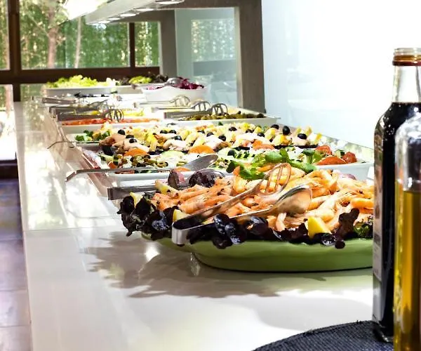 Maria Del Mar Hotel 4*