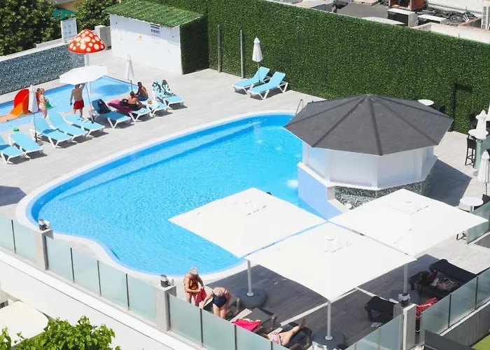 Maria Del Mar Hotel 4*