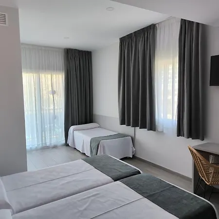 Maria Del Mar Otel 4*