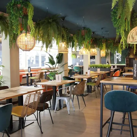 Maria Del Mar Λορέτ Ντε Μαρ