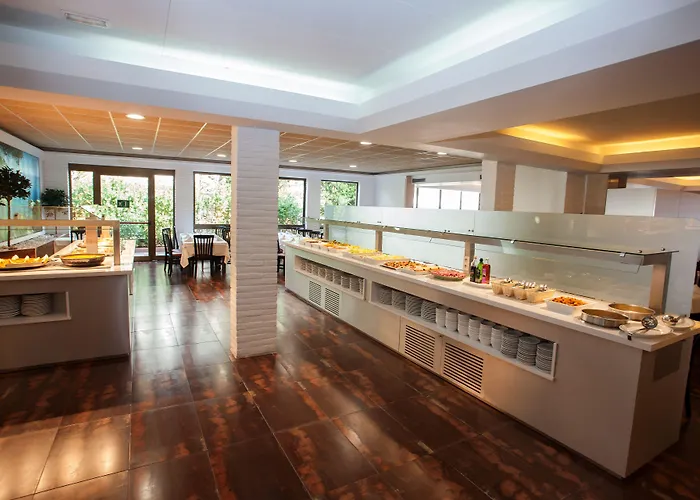 海之圣母玛利亚酒店 酒店 滨海略雷特