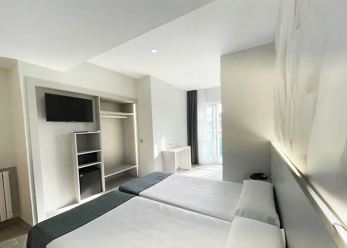 Maria Del Mar Hotel 4*