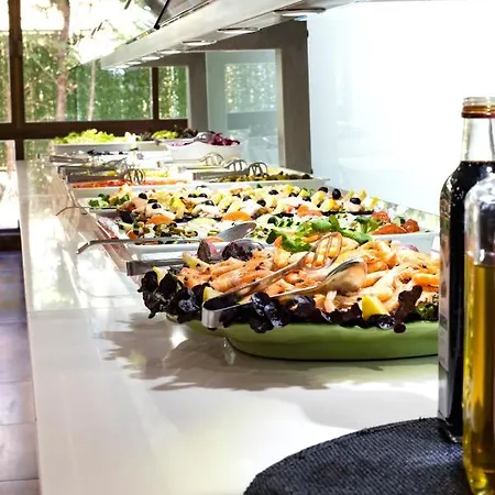 Maria Del Mar Hotel 4*